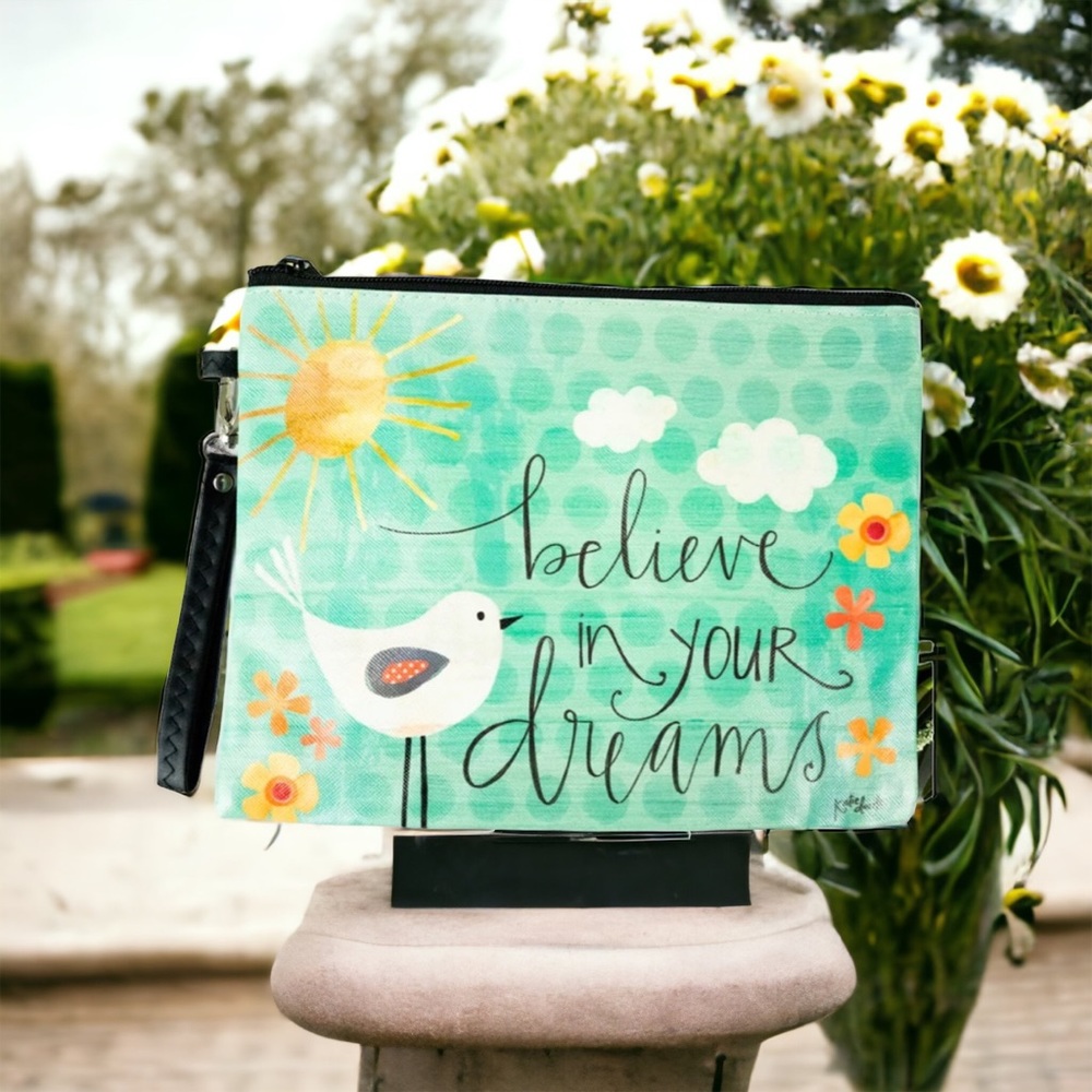 NWT Believe in your Dreams Makeup Bag